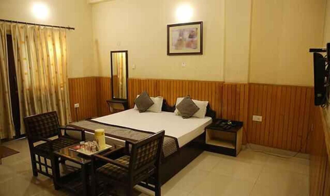 Fabhotel Corbett Inn Rudrapur Eksteriør billede